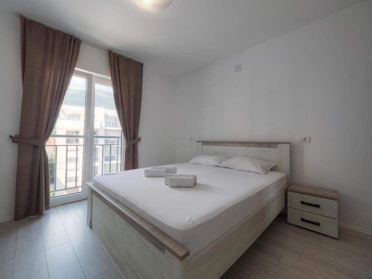 Family Three Bedroom Apartment Brando Budva Exteriör bild