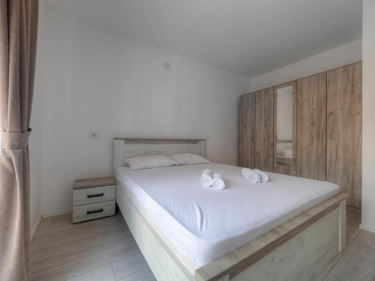 Family Three Bedroom Apartment Brando Budva Exteriör bild