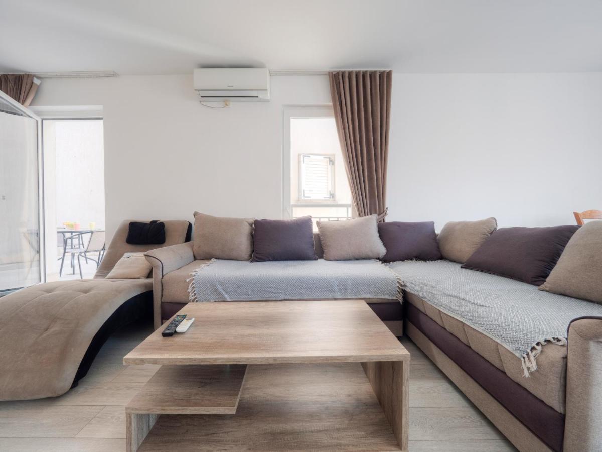 Family Three Bedroom Apartment Brando Budva Exteriör bild